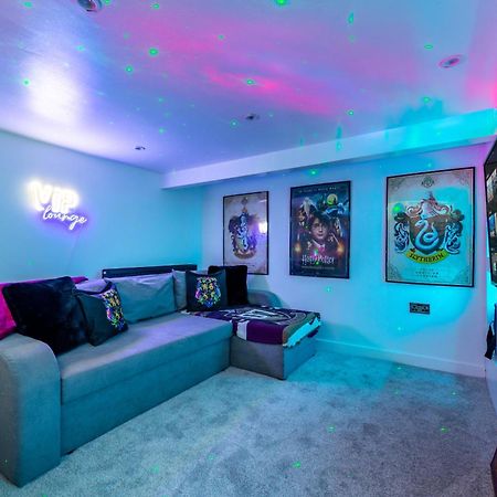 The Hogwarts Retreat - Cinema Room - Special May Offer - 25Th - 31St Watford  Exterior photo